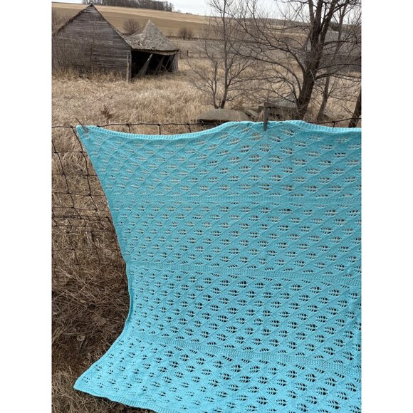 Vintage 70's Light Turquoise Blue Knitted Afghan Throw - Picture 10 of 13